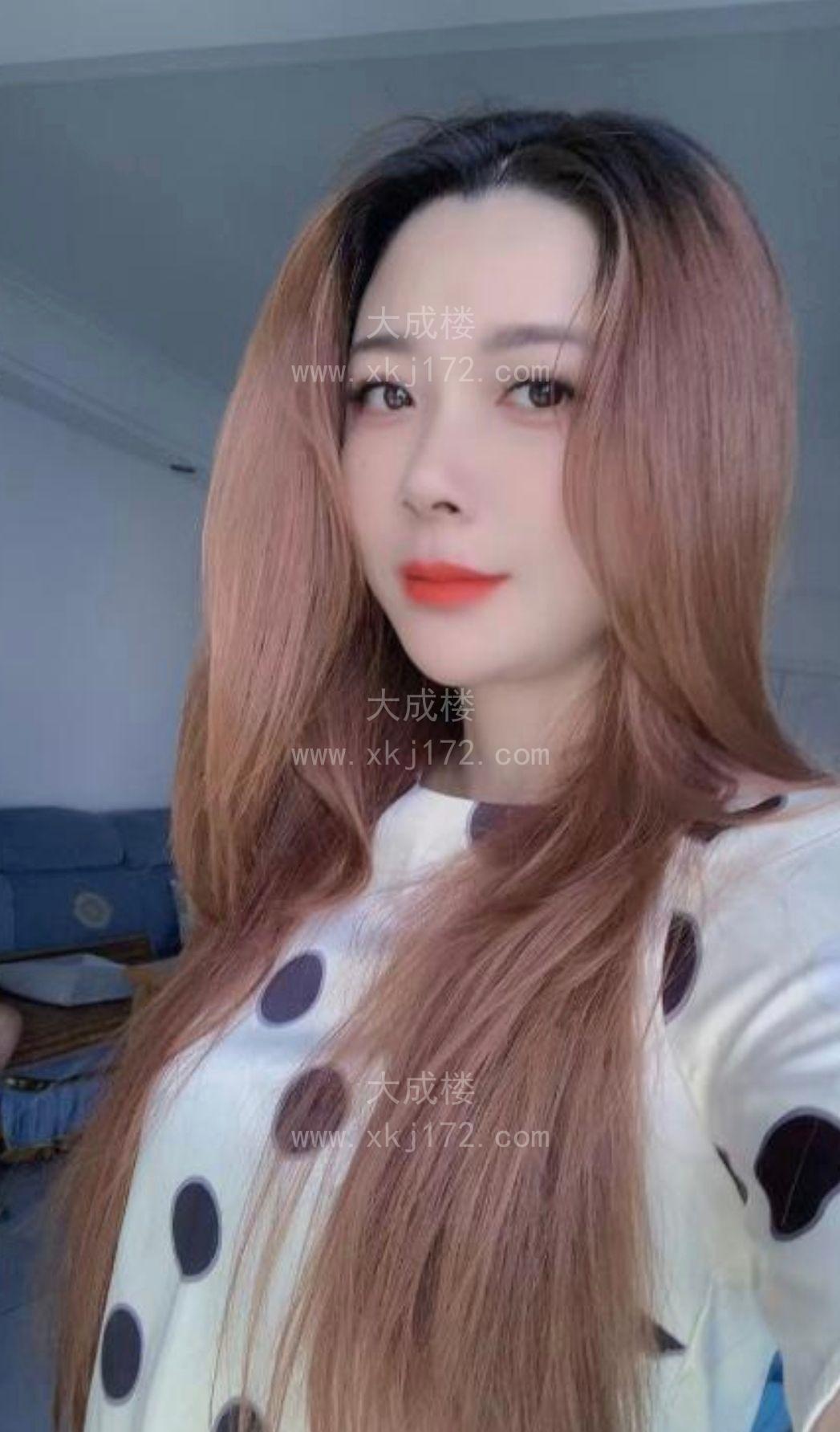 黄埔御姐优优