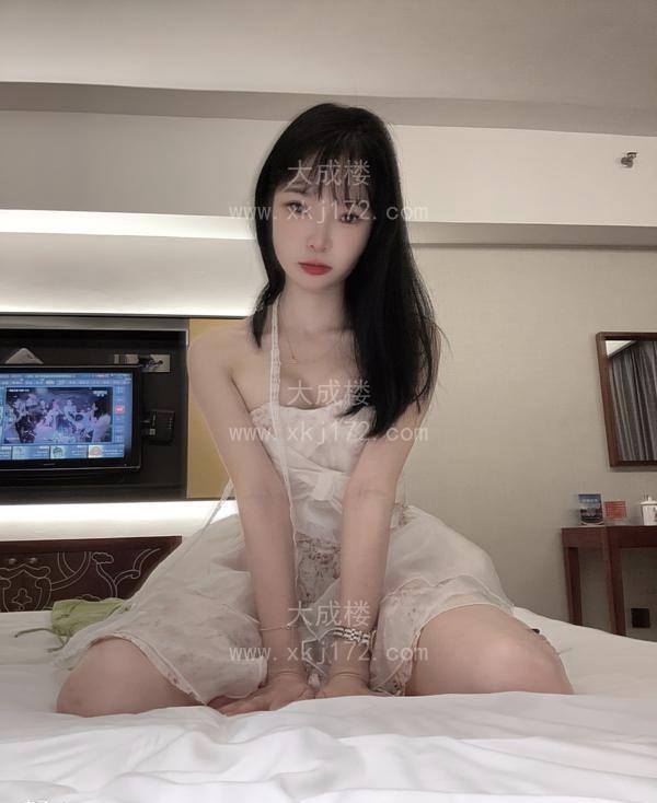 佛山颜值在线的小姐姐