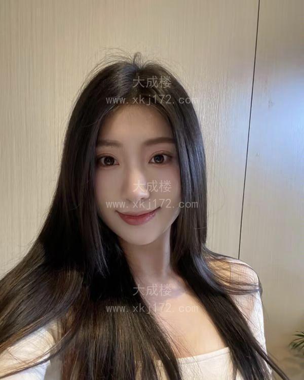 妩媚大胸御姐
