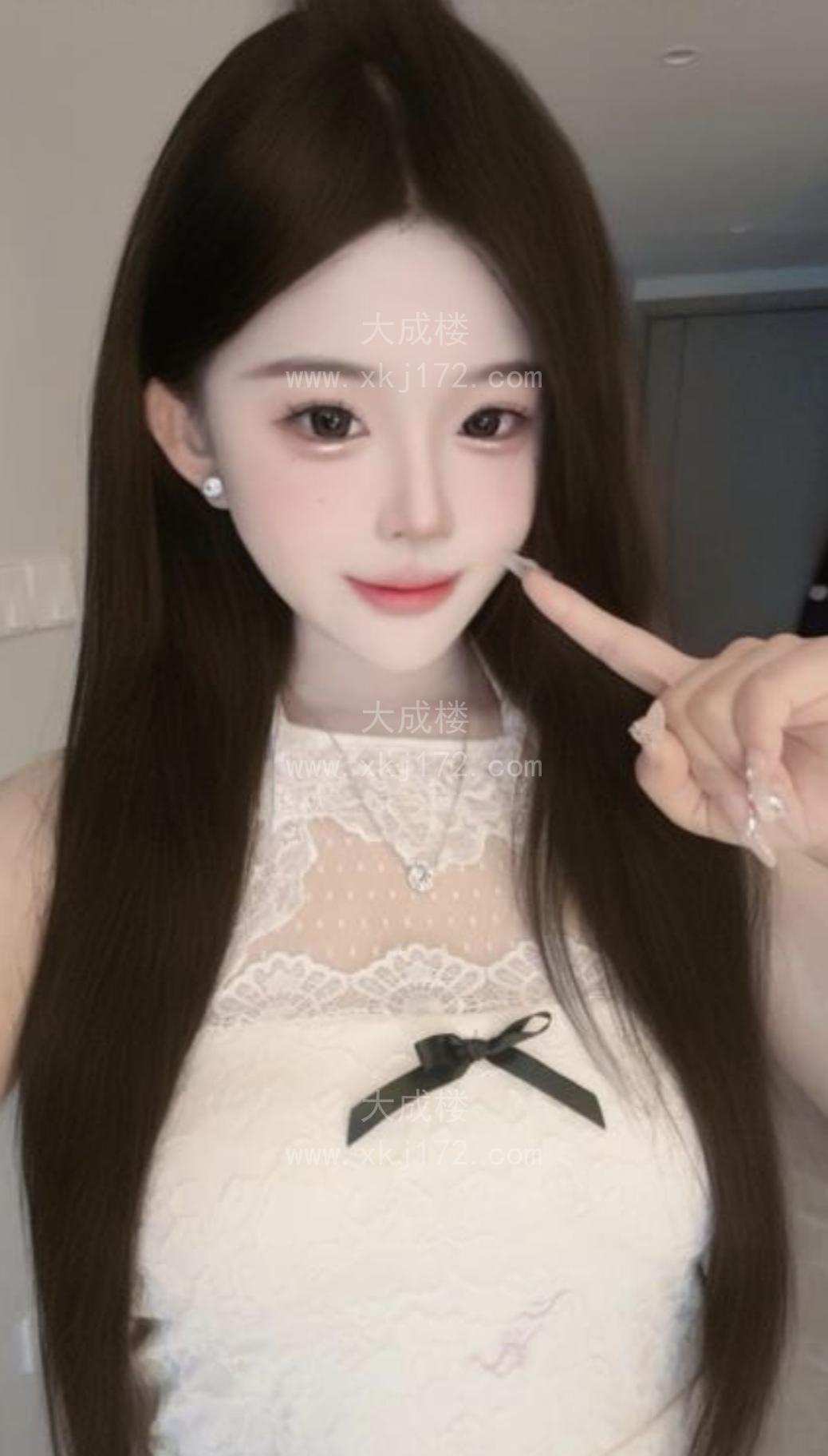 布丁颜值嫩妹