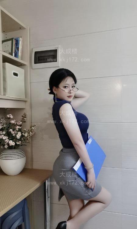 风骚大胸骚货