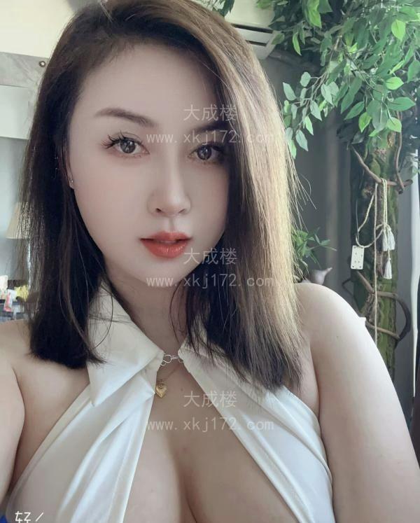大胸梦梦