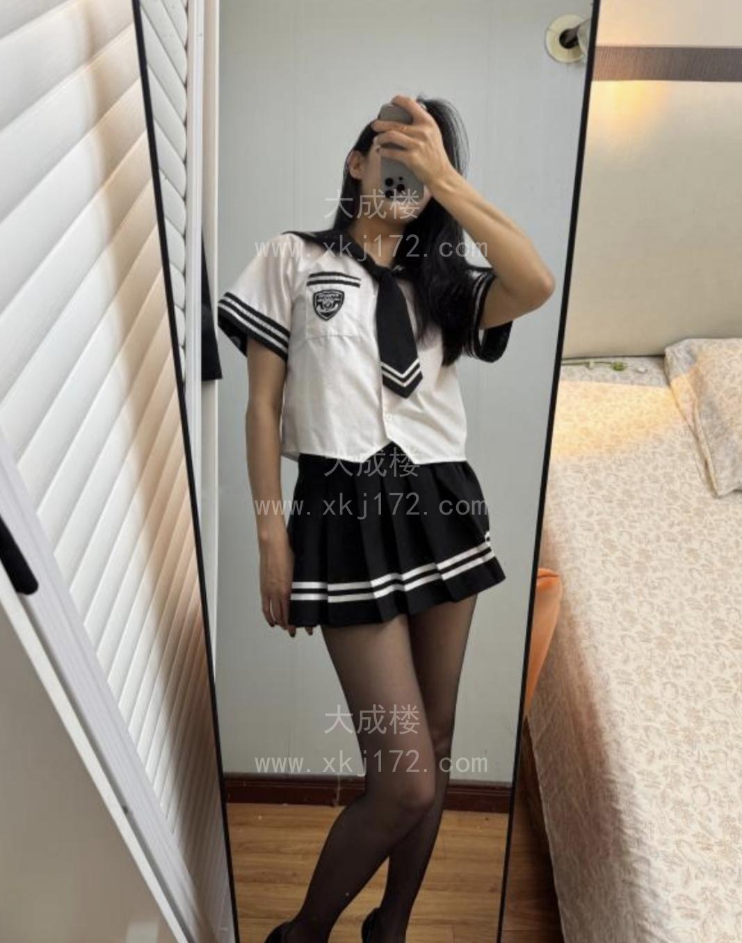 甜美的御姐